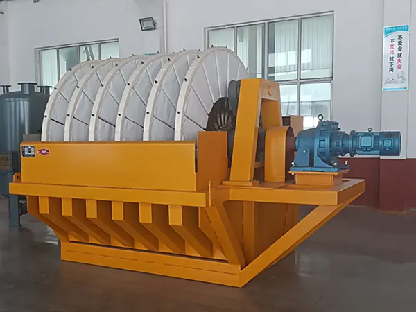 Ротационен вакуум филтър